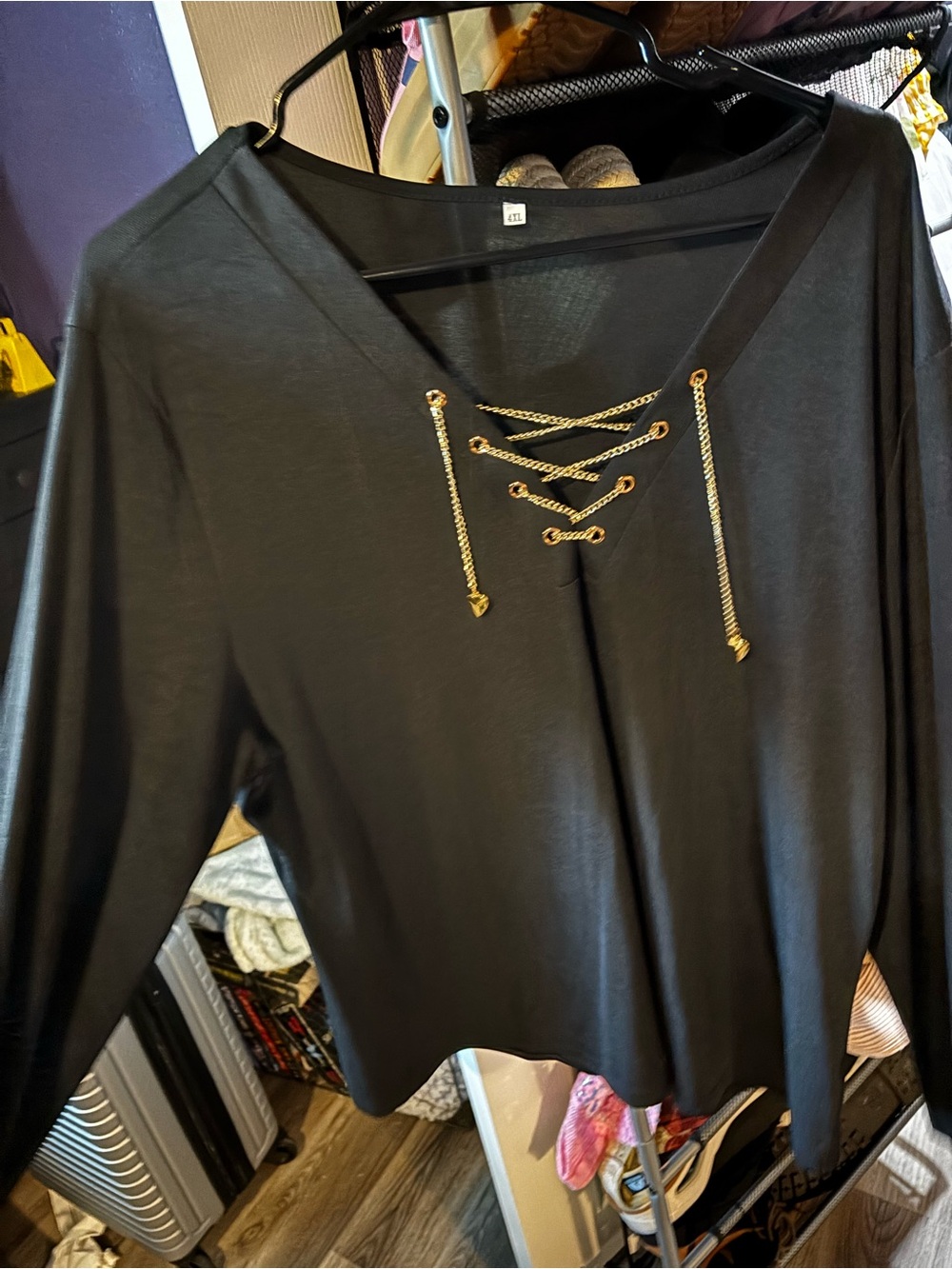 SHEIN Black Long Sleeve V-Neck Top with Gold Chain Lace-Up